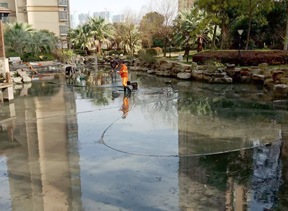 孝南景观池淤泥清理